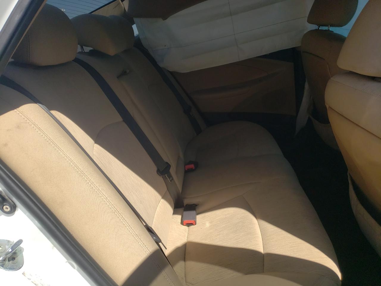 Photo 6 from auction – 2011 HYUNDAI SONATA GLS with VIN 5NPEB4AC9BH137024