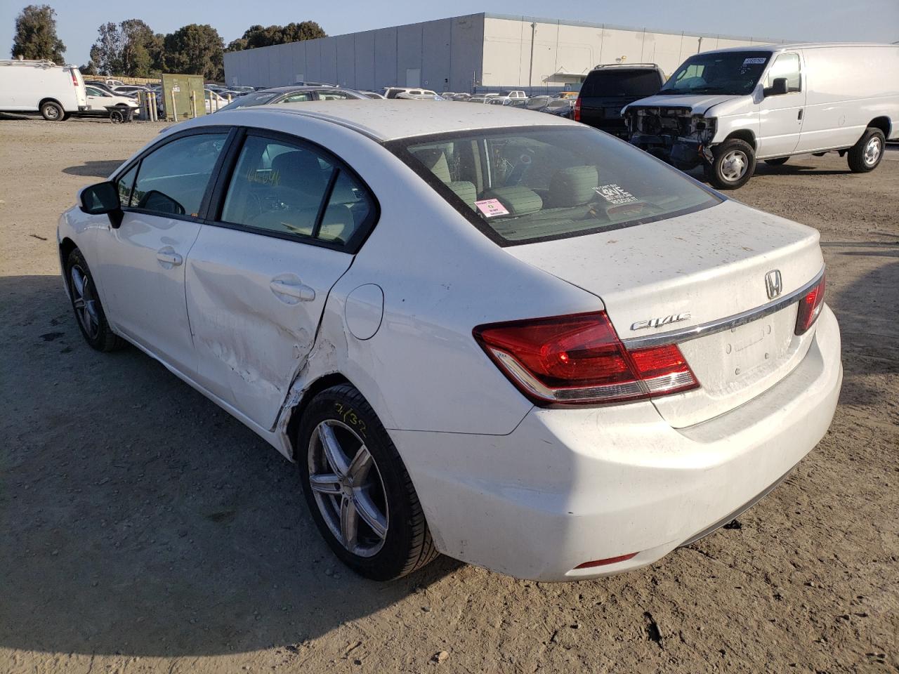 Photo 3 from auction – 2014 HONDA CIVIC LX with VIN 19XFB2F52EE257775