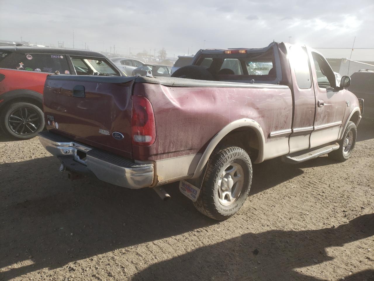 Photo 4 from auction – 1998 FORD F150 with VIN 1FTRX18L8WKA87053