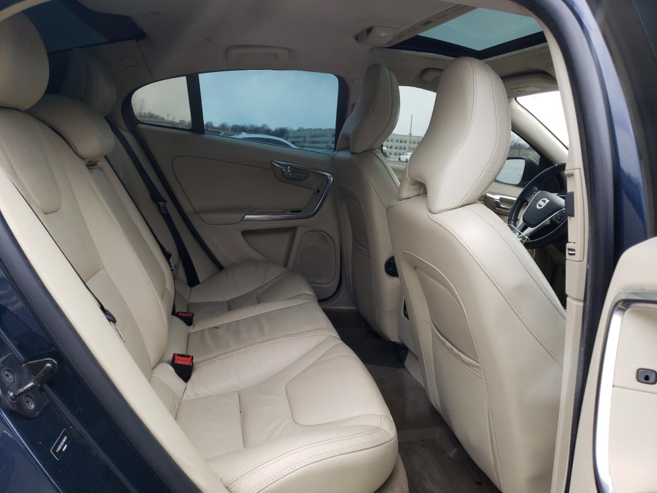 Photo 6 from auction – 2013 VOLVO S60 T5 with VIN YV1612FS3D2186052