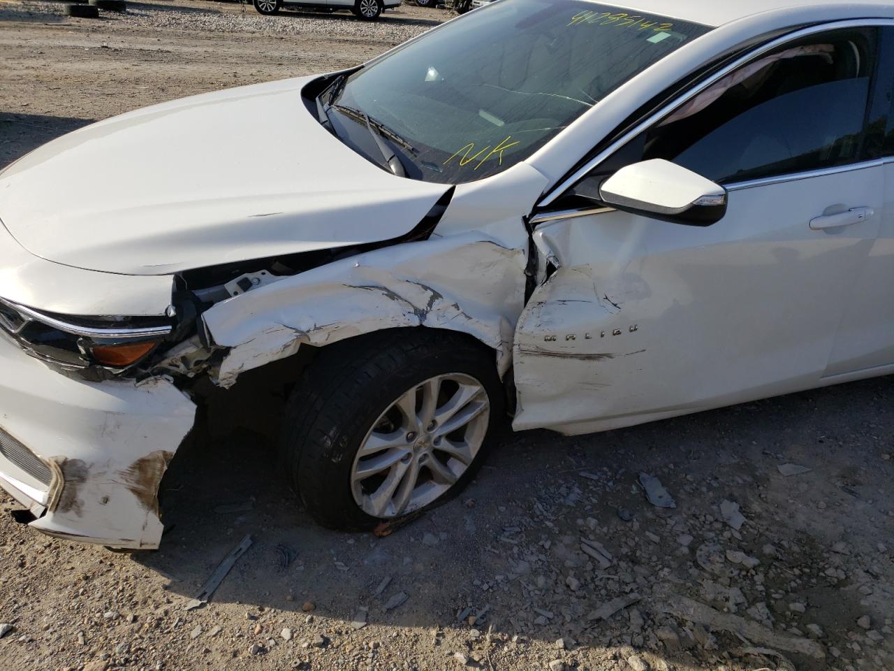 Photo 9 from auction – 2018 CHEVROLET MALIBU LT with VIN 1G1ZD5ST7JF131689