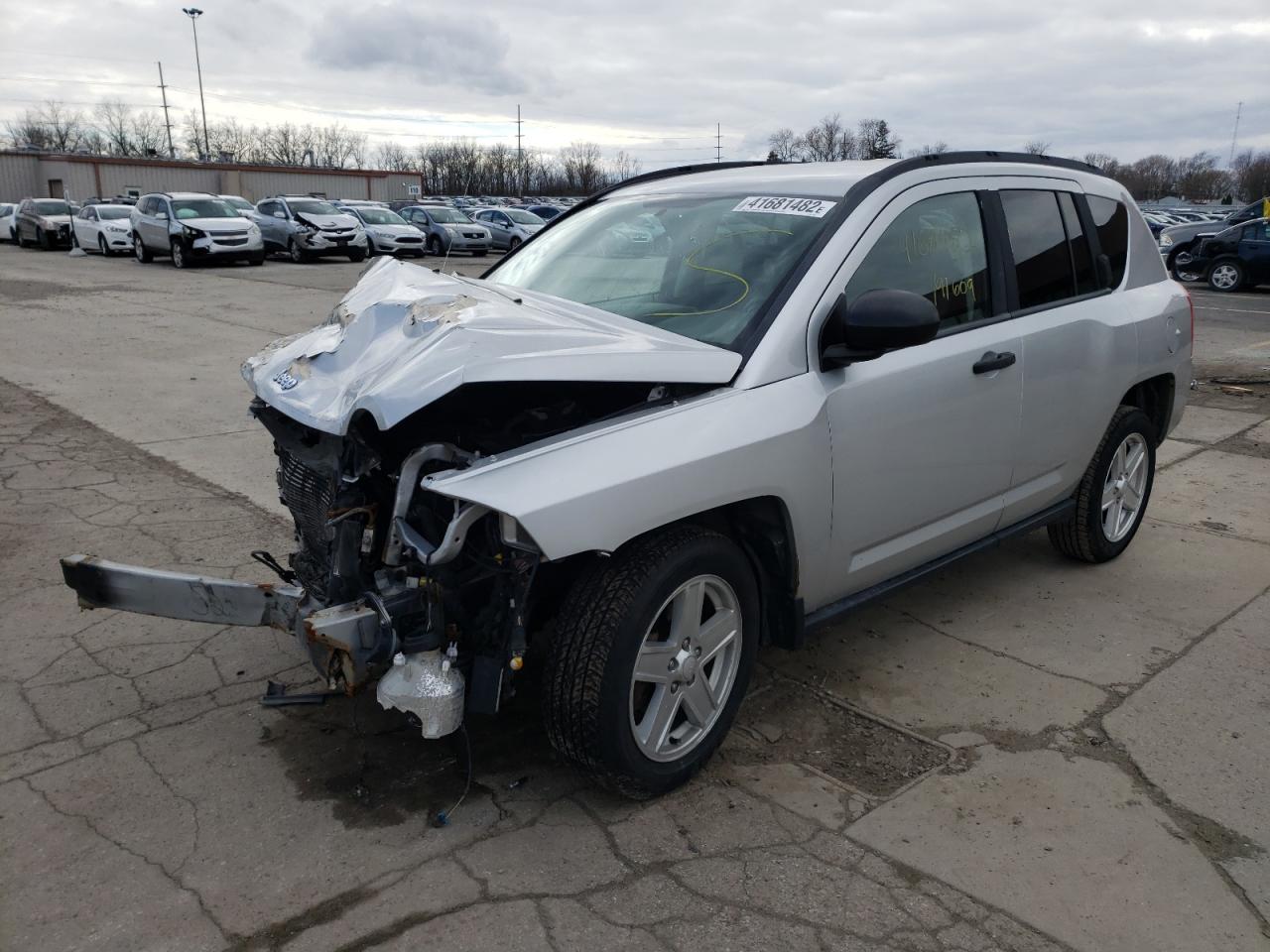 Photo 2 from auction – 2007 JEEP COMPASS with VIN 1J8FF47W17D585662