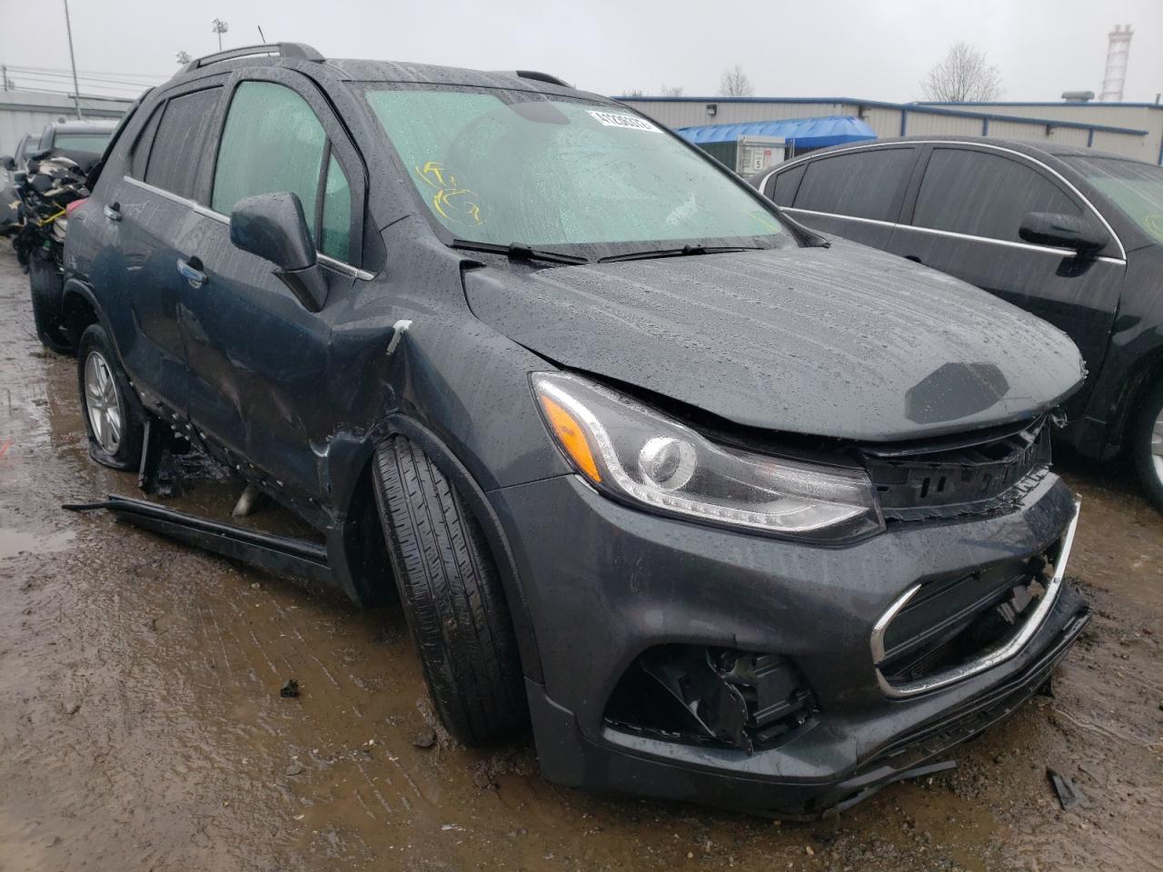CHEVROLET TRAX 1LT 2018 with VIN KL7CJPSB2JB663493 - Photo from auction