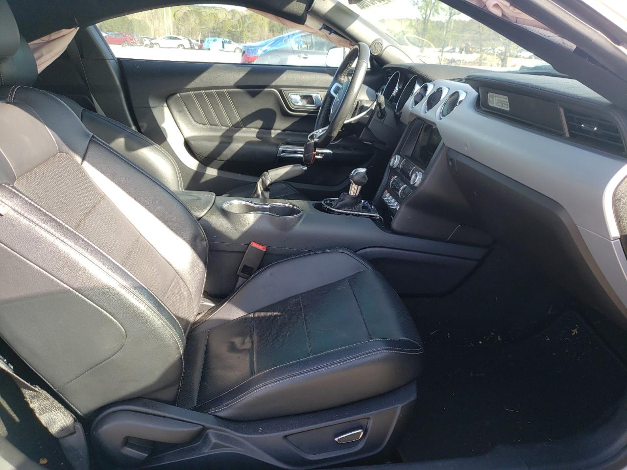 Photo 5 from auction – 2016 FORD MUSTANG with VIN 1FA6P8TH5G5245031