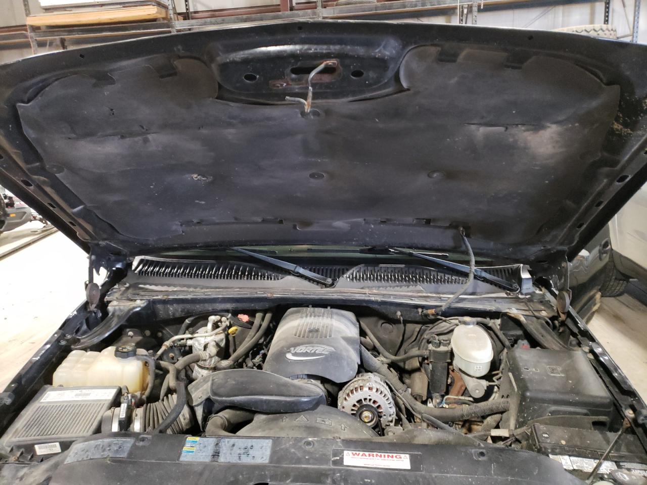 Photo 7 from auction – 2003 CHEVROLET SILVERADO with VIN 2GCEK19T031256005