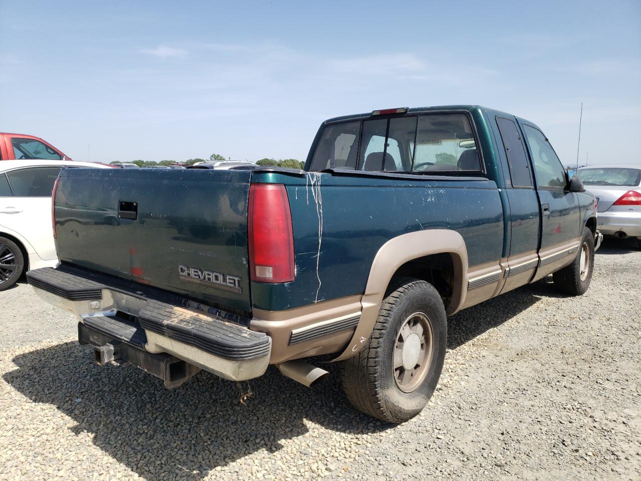 Photo 4 from auction – 1998 CHEVROLET GMT-400 C1 with VIN 2GCEC19R5W1170484