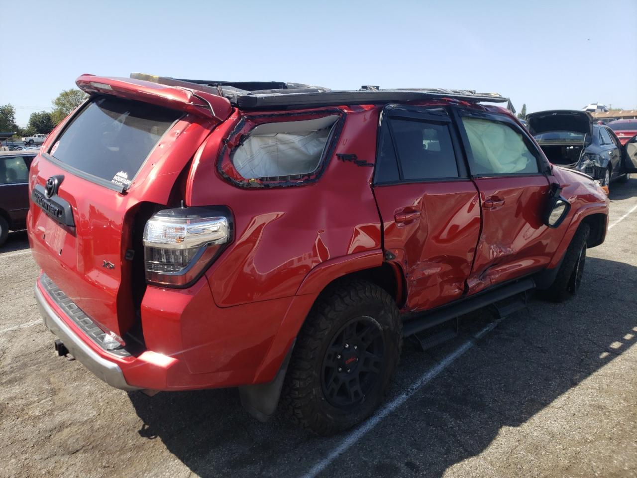 Photo 9 from auction – 2019 TOYOTA 4 RUNNER with VIN JTEBU5JRXK5627099