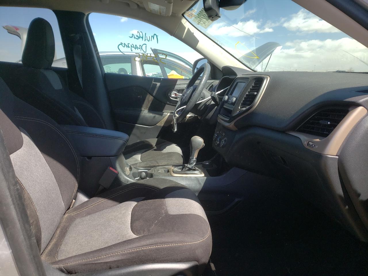 Photo 5 from auction – 2018 JEEP CHEROKEE L with VIN 1C4PJMCX0JD508409