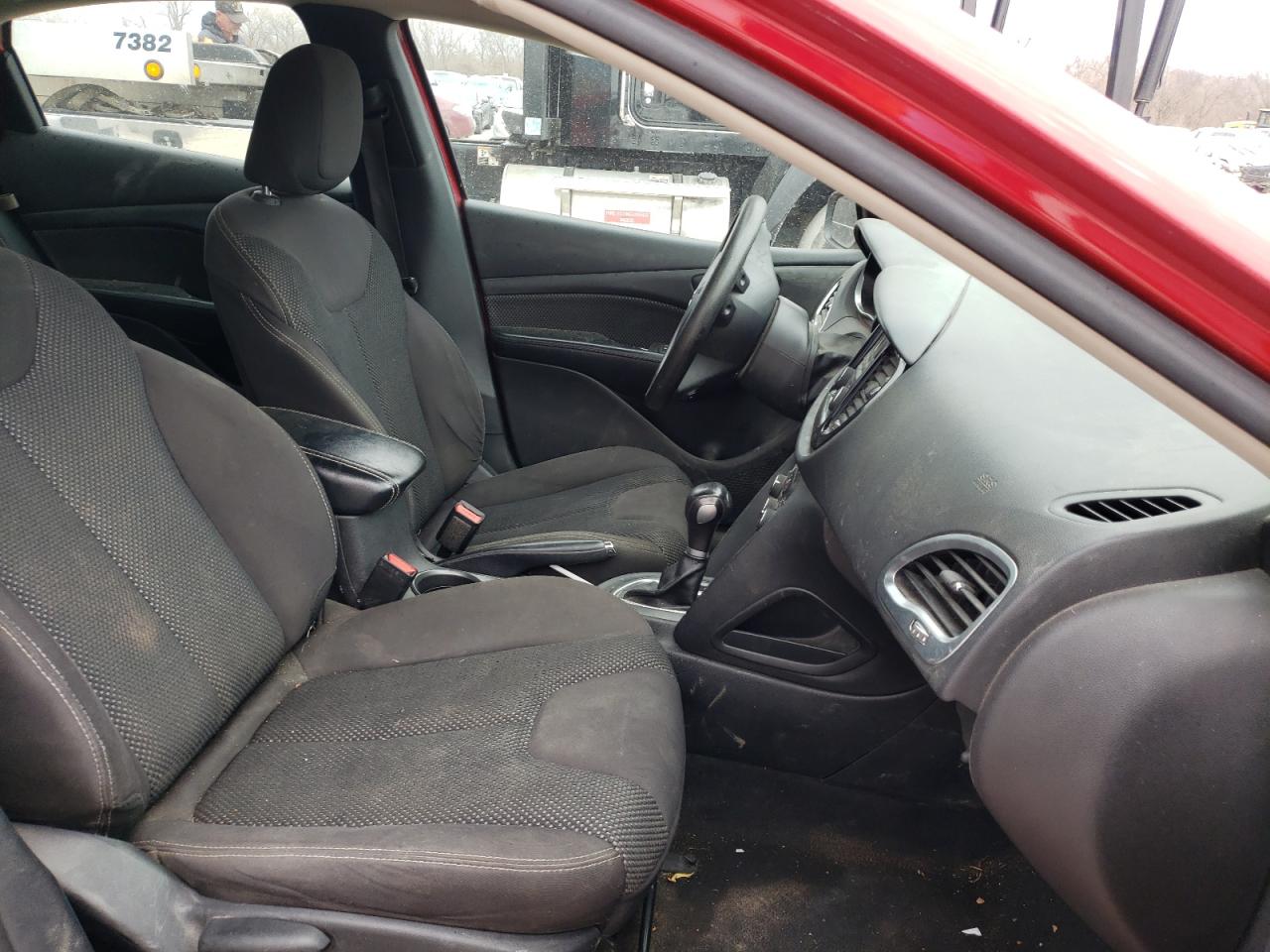 Photo 5 from auction – 2014 DODGE DART SXT with VIN 1C3CDFBB2ED704370