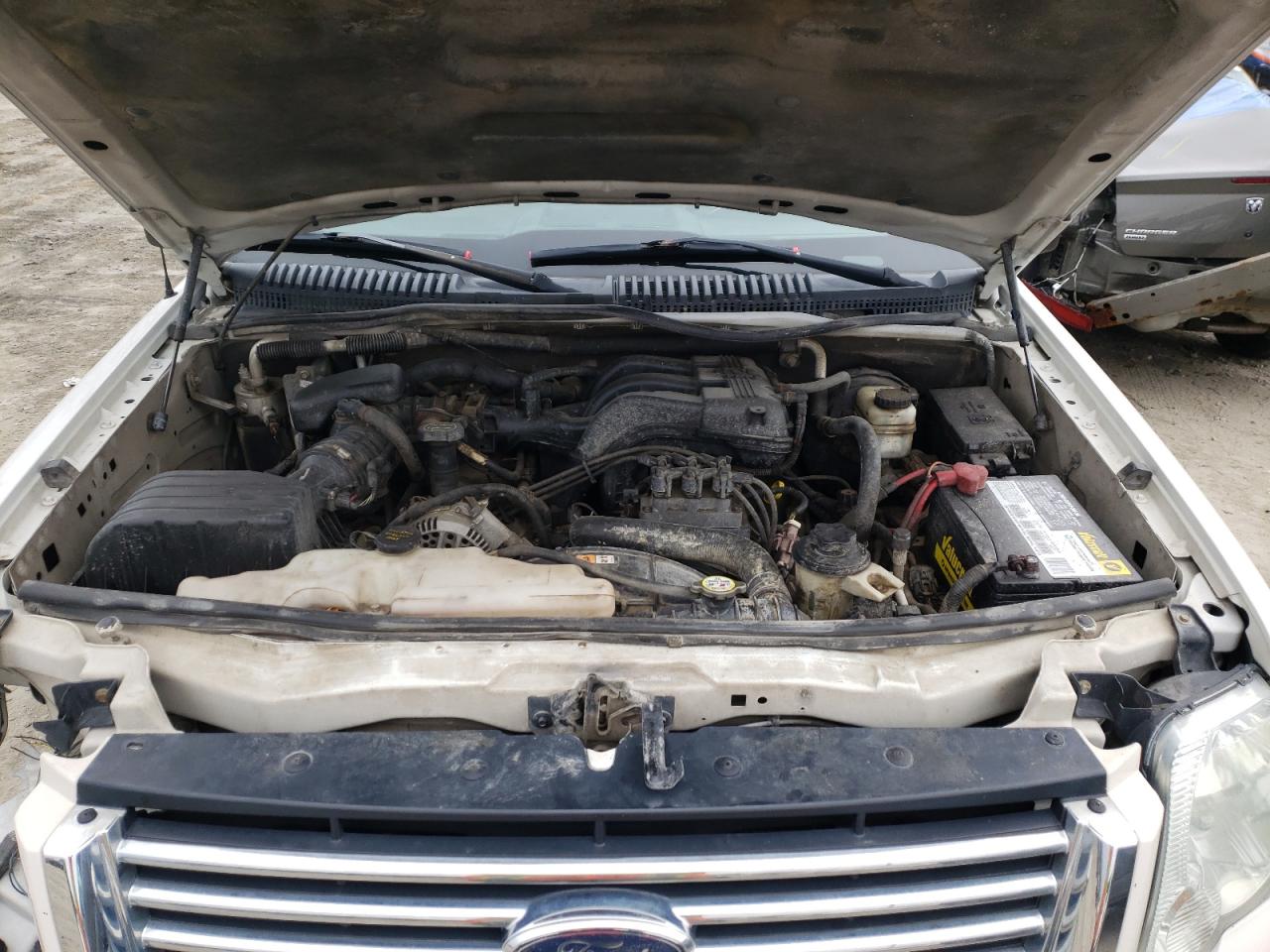 Photo 7 from auction – 2008 FORD EXPLORER X with VIN 1FMEU73E58UA84603