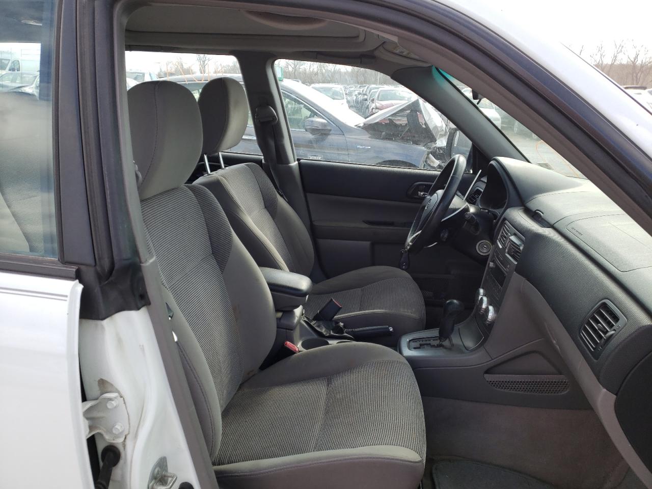 Photo 5 from auction – 2006 SUBARU FORESTER 2 with VIN JF1SG65696H739484