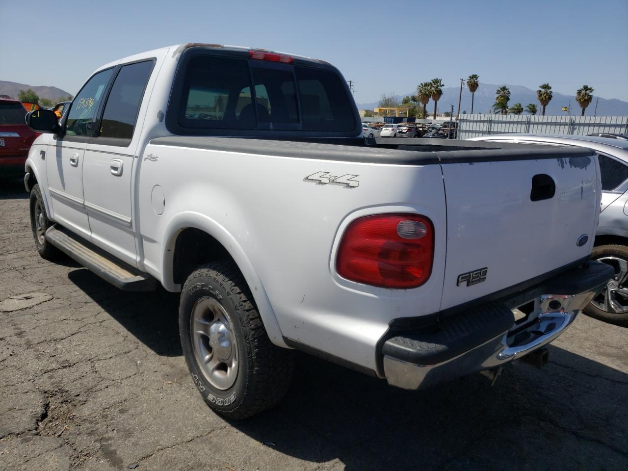 Photo 3 from auction – 2001 FORD F150 SUPER with VIN 1FTRW08L51KF39157