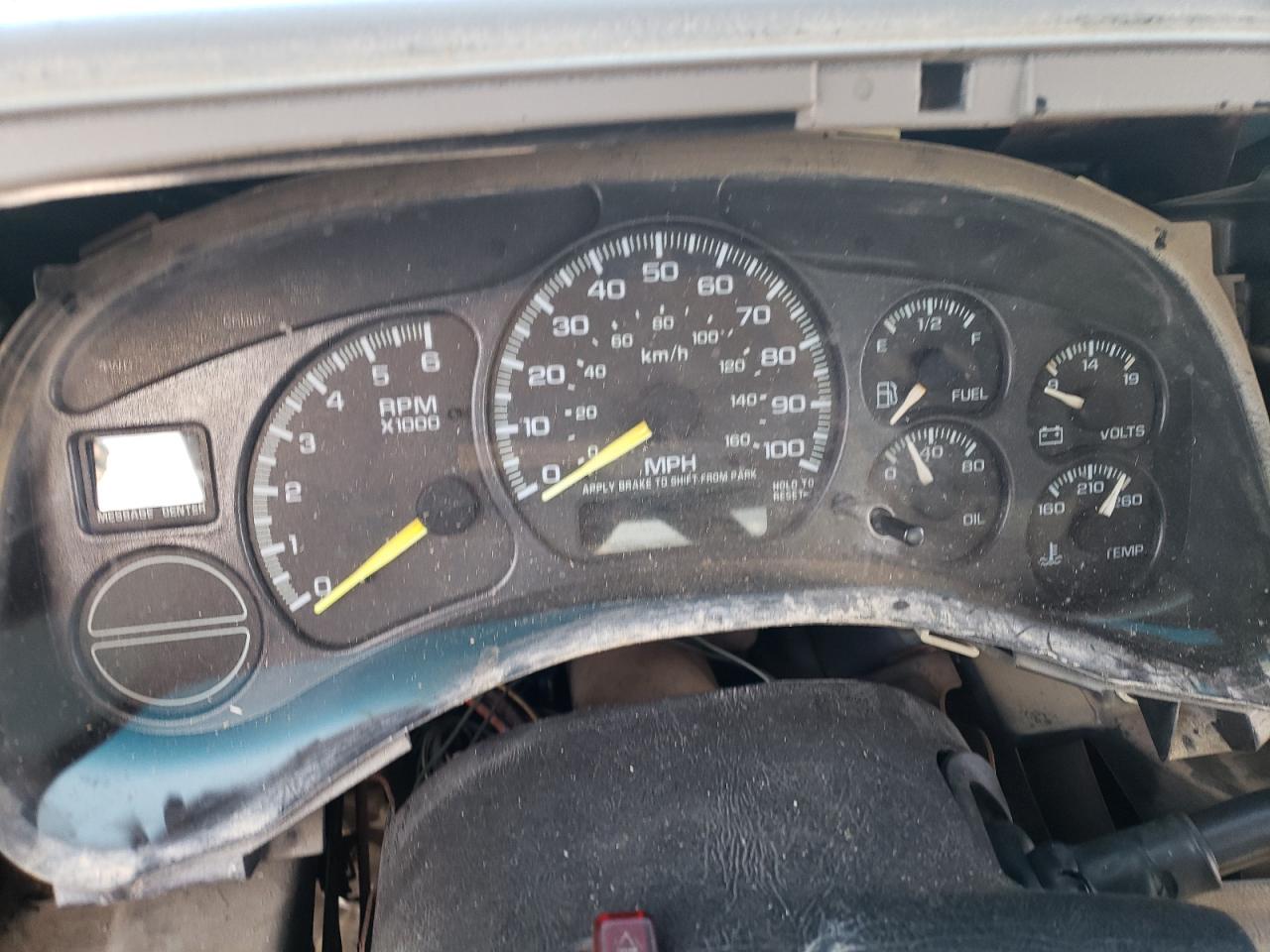 Photo 8 from auction – 2000 CHEVROLET SILVERADO with VIN 1GCEK19T3YE278506