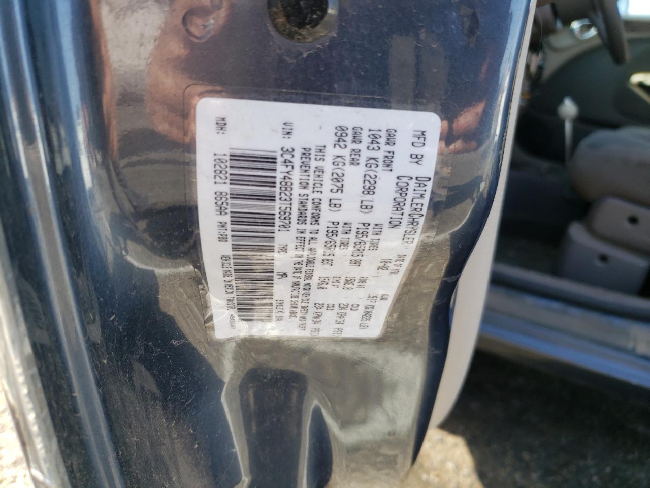 Photo 10 from auction – 2003 CHRYSLER PT CRUISER with VIN 3C4FY48B23T569701