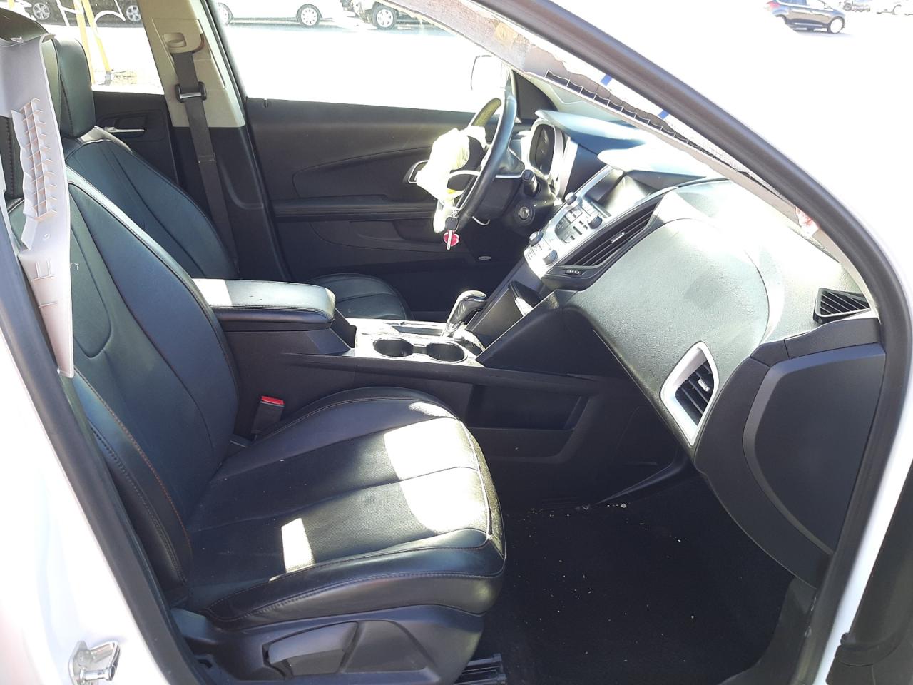 Photo 5 from auction – 2017 CHEVROLET EQUINOX LT with VIN 2GNALCEK2H1567261