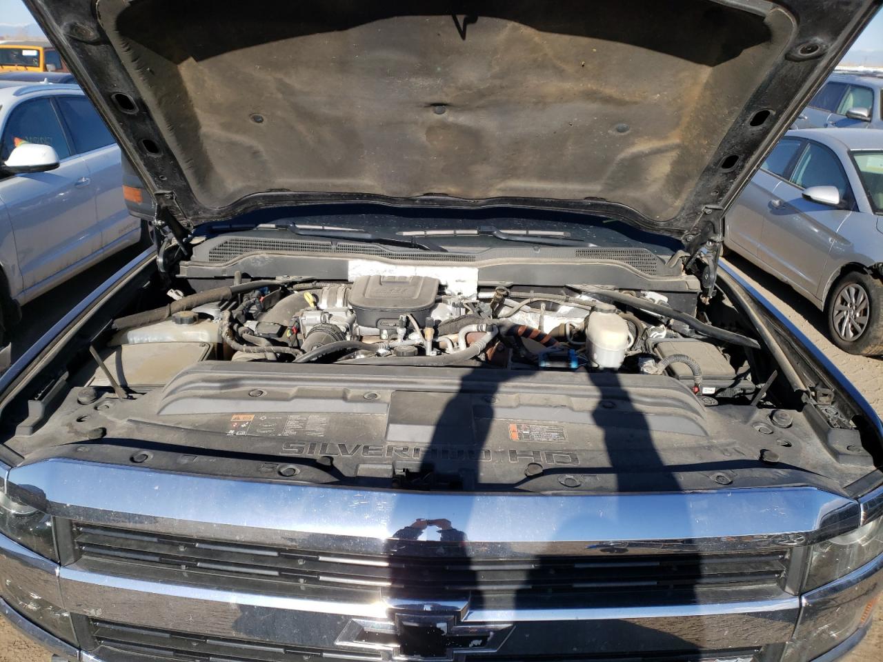 Photo 12 from auction – 2016 CHEVROLET SILVERADO with VIN 1GC1KWE89GF223936