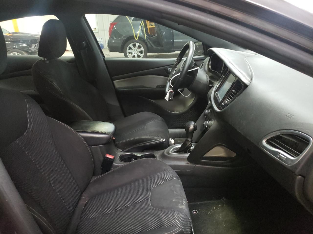 Photo 5 from auction – 2016 DODGE DART SXT with VIN 1C3CDFBB8GD517007