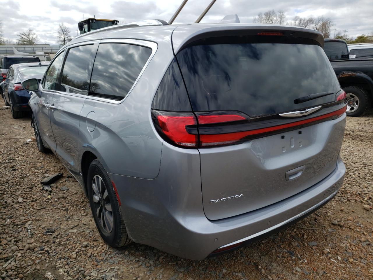 Foto 3 de la subasta – 2021 CHRYSLER PACIFICA T con VIN 2C4RC1BG1MR516183