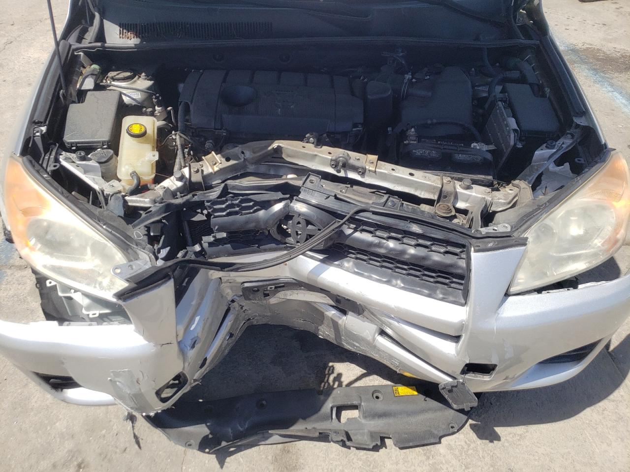 Photo 7 from auction – 2011 TOYOTA RAV4 with VIN 2T3ZF4DV2BW101199