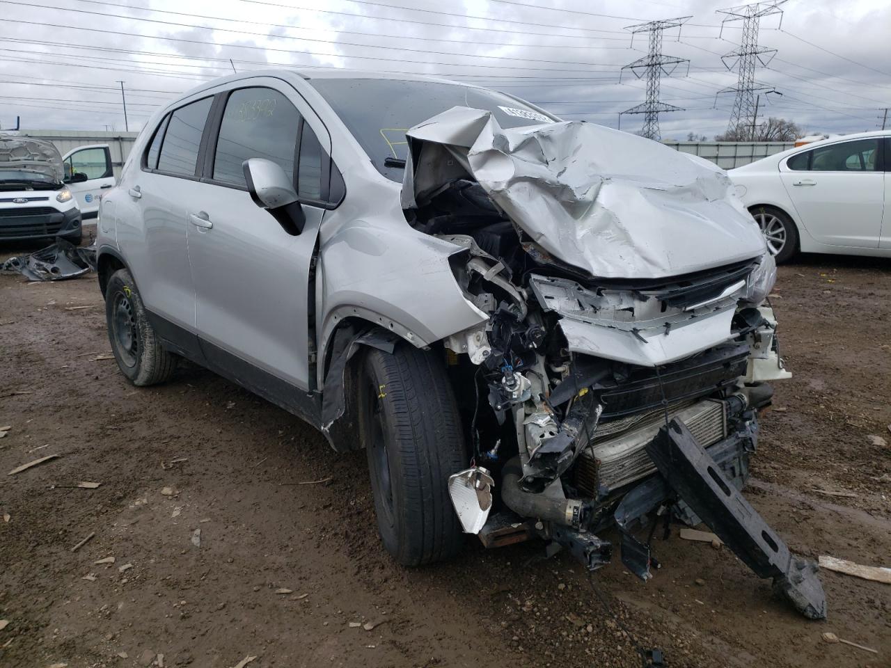 CHEVROLET TRAX LS 2018 with VIN KL7CJKSBXJB533643 - Photo from auction
