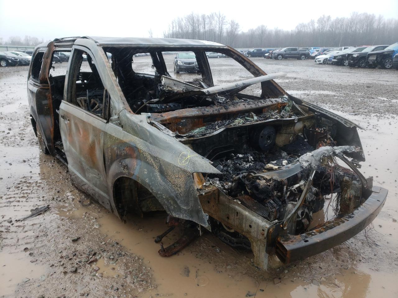 CHRYSLER TOWN & COU 2013 with VIN 2C4RC1GG8DR681317 - Photo from auction