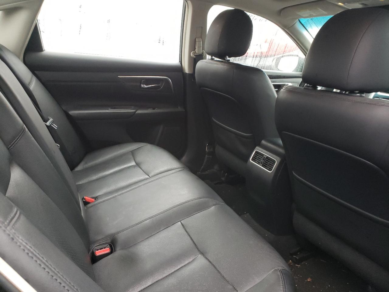 Photo 6 from auction – 2013 NISSAN ALTIMA 3.5 with VIN 1N4BL3AP8DN489730