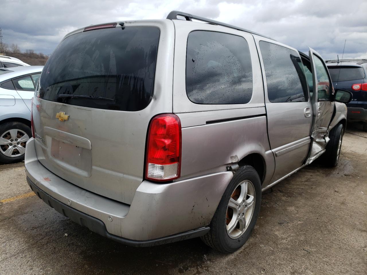 Photo 4 from auction – 2005 CHEVROLET UPLANDER L with VIN 1GNDV23L35D287118