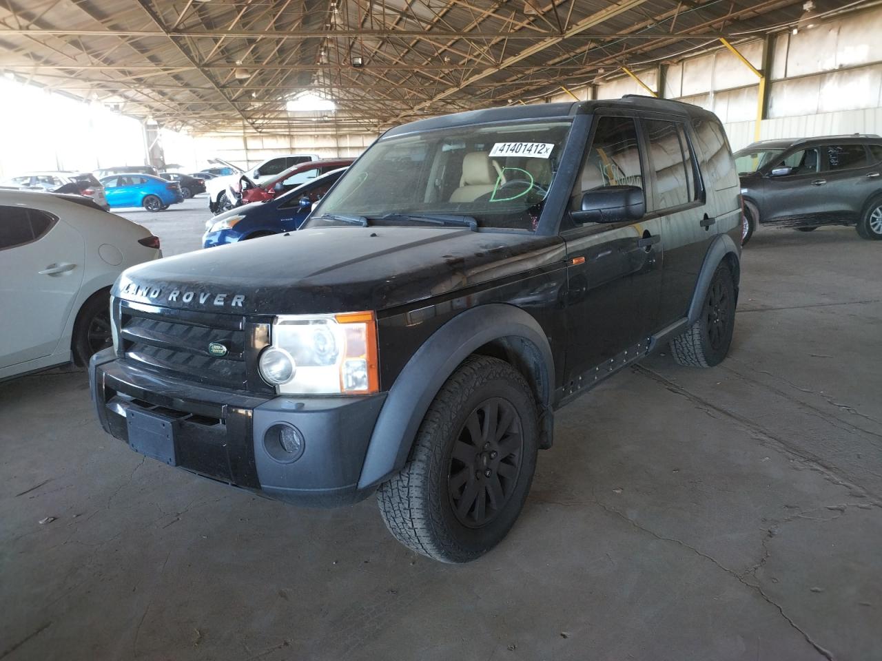 Photo 2 from auction – 2005 LAND ROVER LR3 SE with VIN SALAE25445A330599