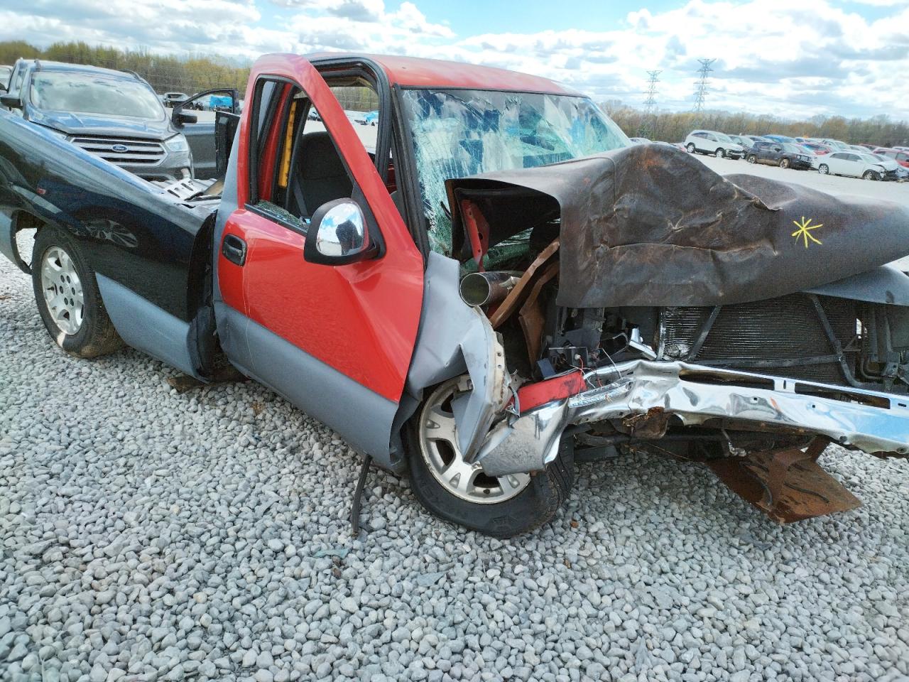 Photo 9 from auction – 2000 CHEVROLET SILVERADO with VIN 1GCEC14W3YZ166053
