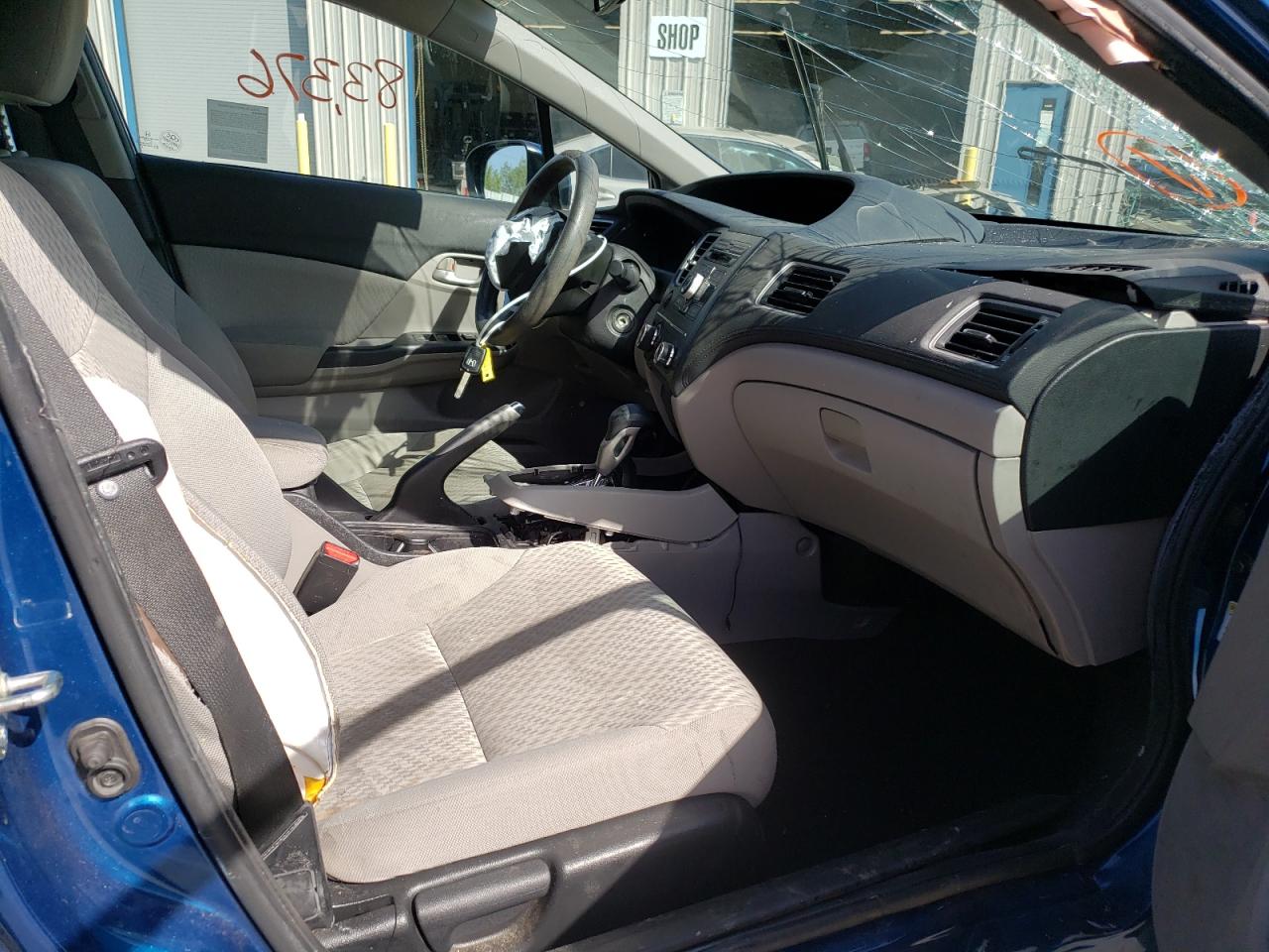Photo 5 from auction – 2014 HONDA CIVIC LX with VIN 19XFB2F50EE267527