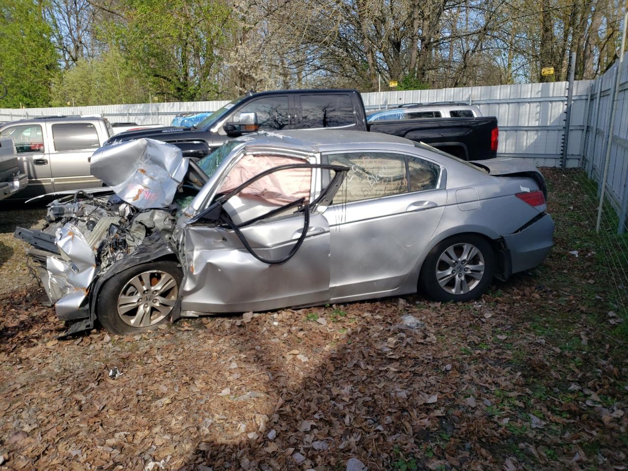 Photo 3 from auction – 2008 HONDA ACCORD LXP with VIN JHMCP26418C050736