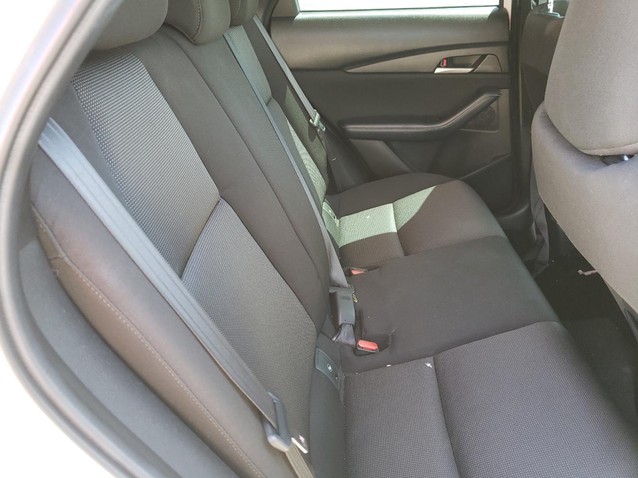 Photo 6 from auction – 2021 MAZDA CX-30 with VIN 3MVDMAAL1MM227073