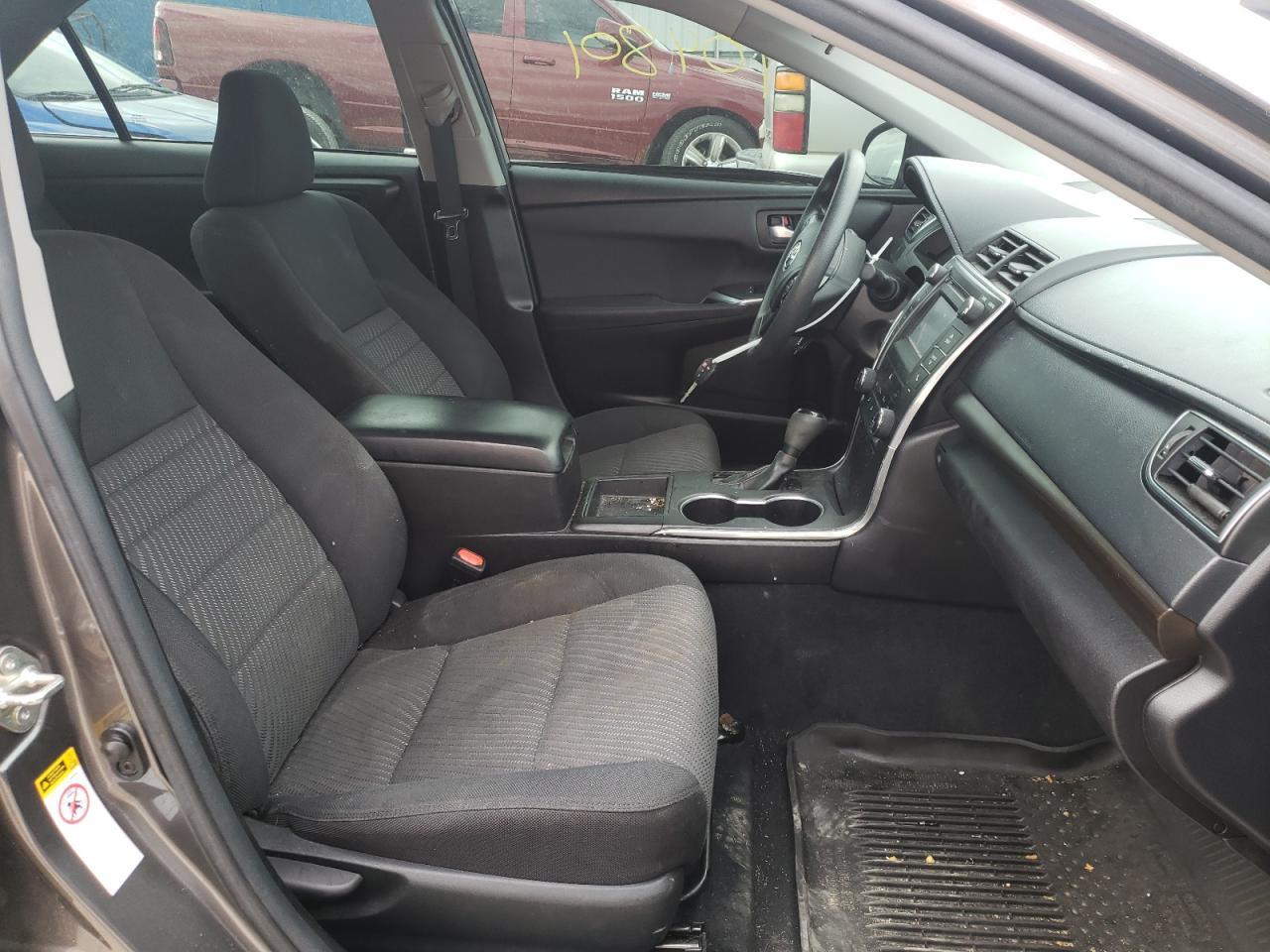 Photo 5 from auction – 2017 TOYOTA CAMRY LE with VIN 4T1BF1FKXHU732254