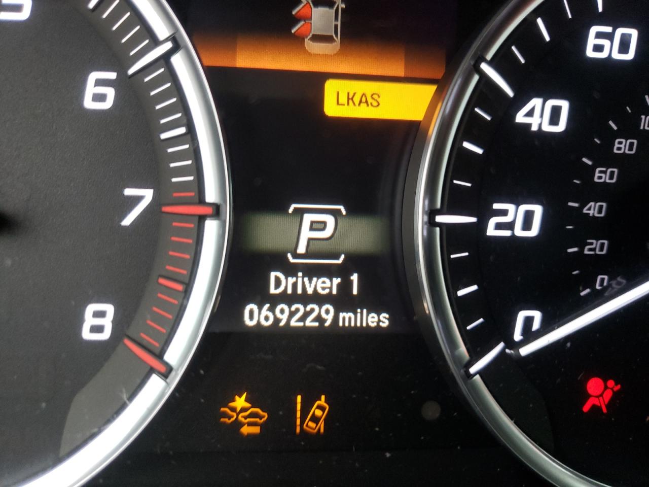 Photo 8 from auction – 2015 ACURA TLX TECH with VIN 19UUB1F59FA005500