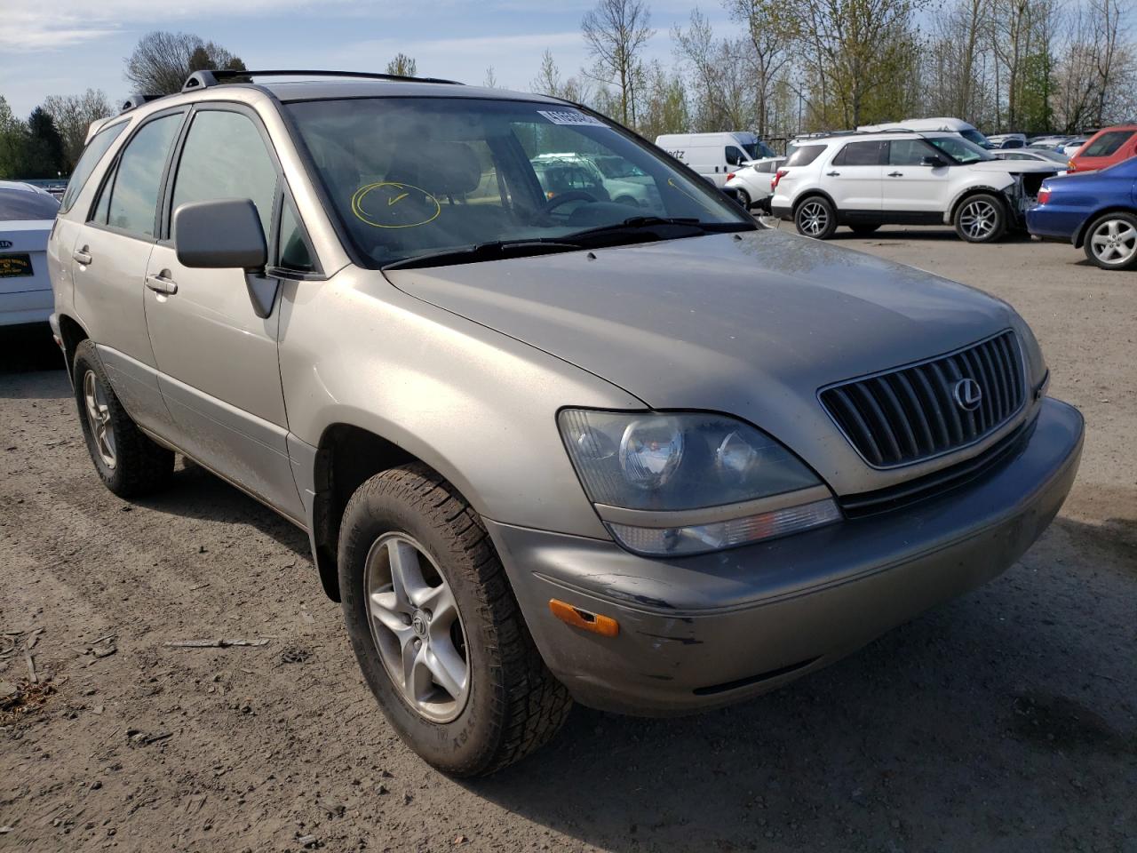 LEXUS RX 300 2000 with VIN JT6HF10U5Y0135343 - Photo from auction