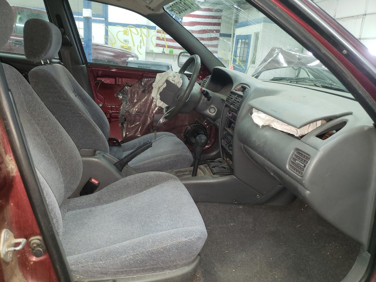 Photo 5 from auction – 1999 SUZUKI ESTEEM GL with VIN JS2GB31WXX5164095