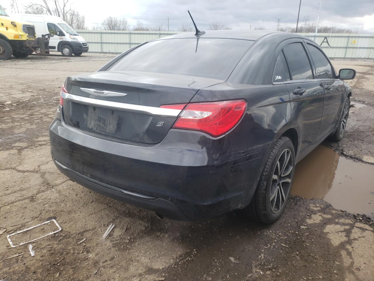 Photo 4 from auction – 2012 CHRYSLER 200 S with VIN 1C3CCBHG1CN304127