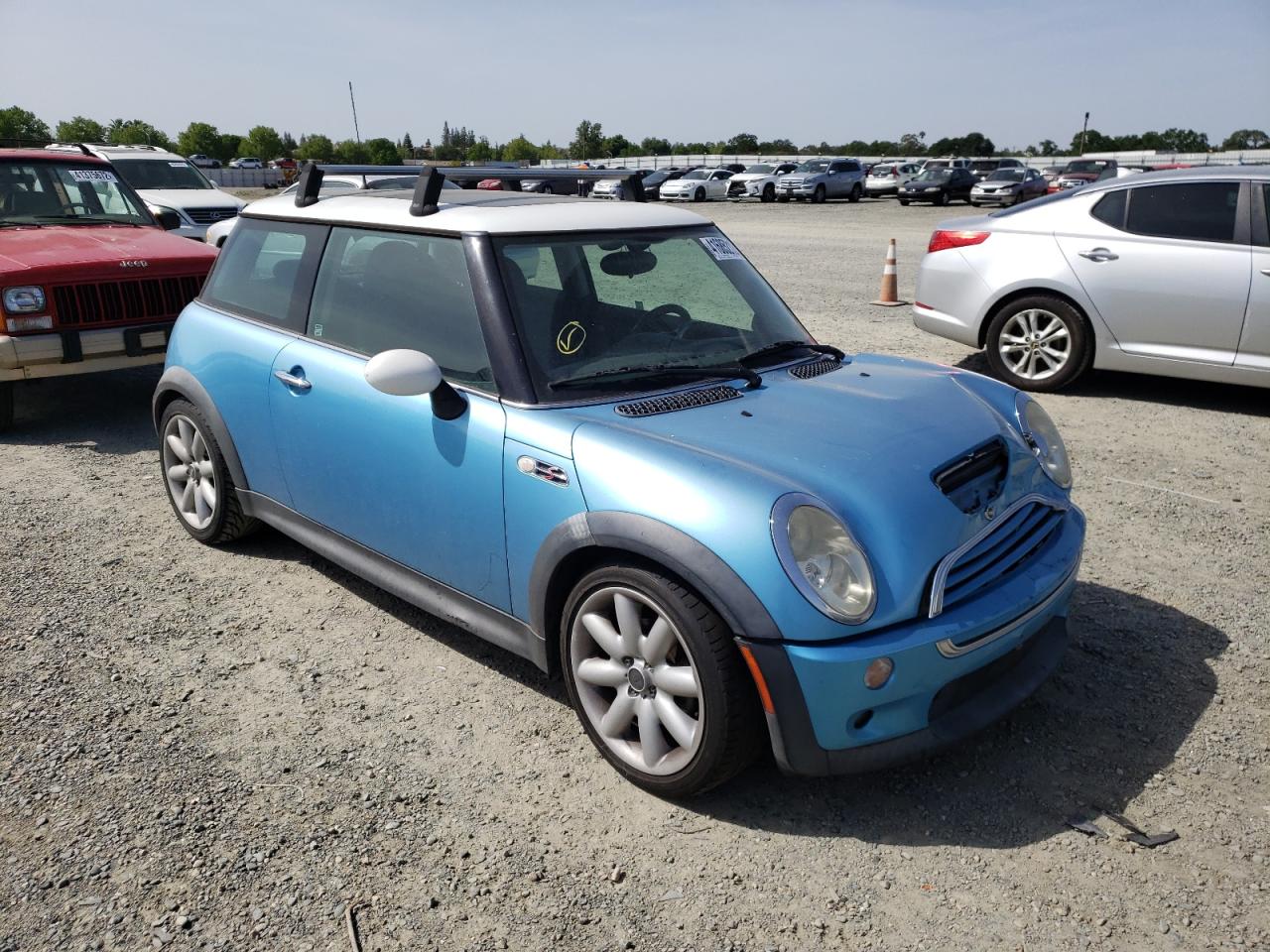 MINI COOPER S 2002 with VIN WMWRE33482TD56819 - Photo from auction