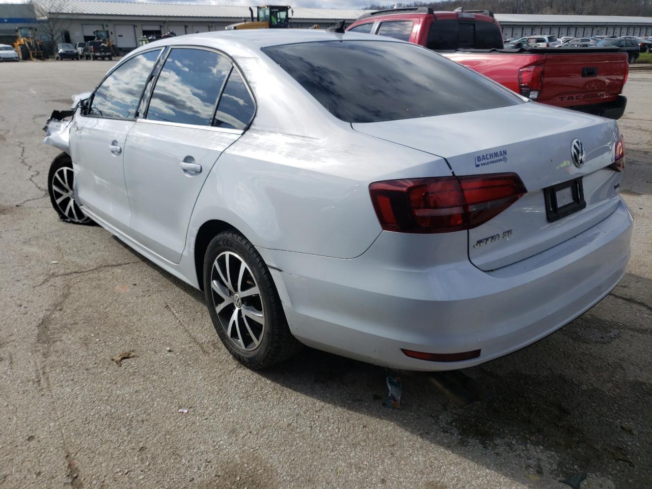 Photo 3 from auction – 2017 VOLKSWAGEN JETTA SE with VIN 3VWDB7AJXHM230730