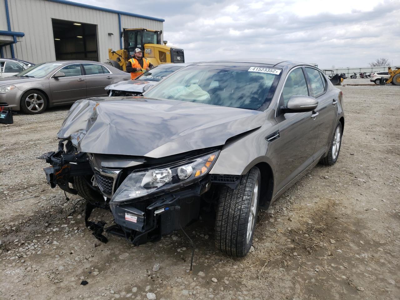 Photo 2 from auction – 2013 KIA OPTIMA EX with VIN 5XXGN4A78DG142300