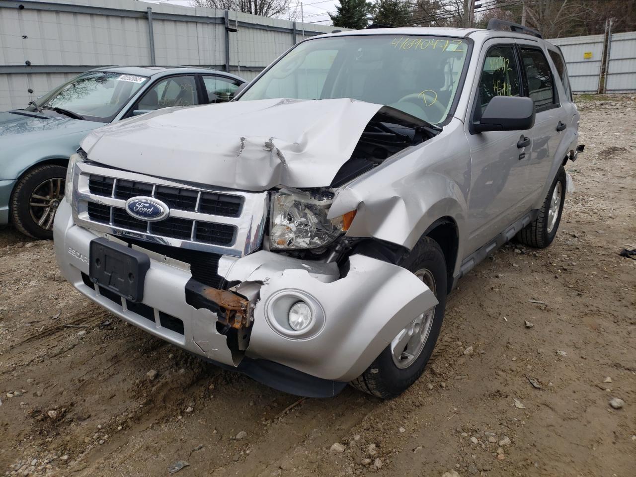 Photo 2 from auction – 2009 FORD ESCAPE XLT with VIN 1FMCU93G89KC50470