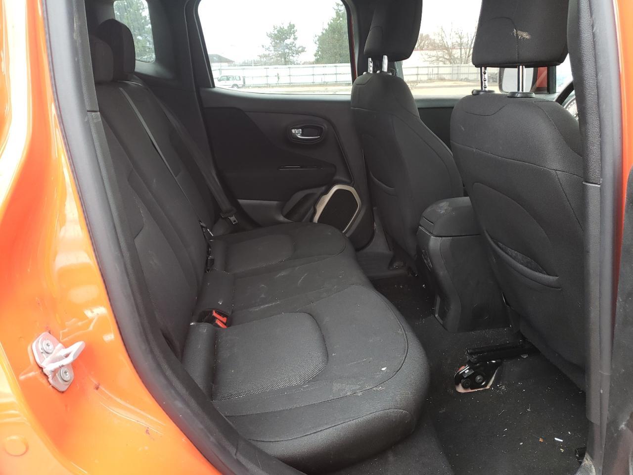 Photo 6 from auction – 2017 JEEP RENEGADE L with VIN ZACCJABB9HPF51564