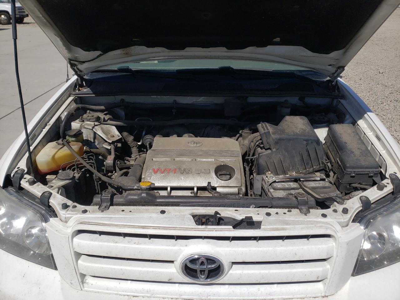 Photo 7 from auction – 2004 TOYOTA HIGHLANDER with VIN JTEEP21A440063673
