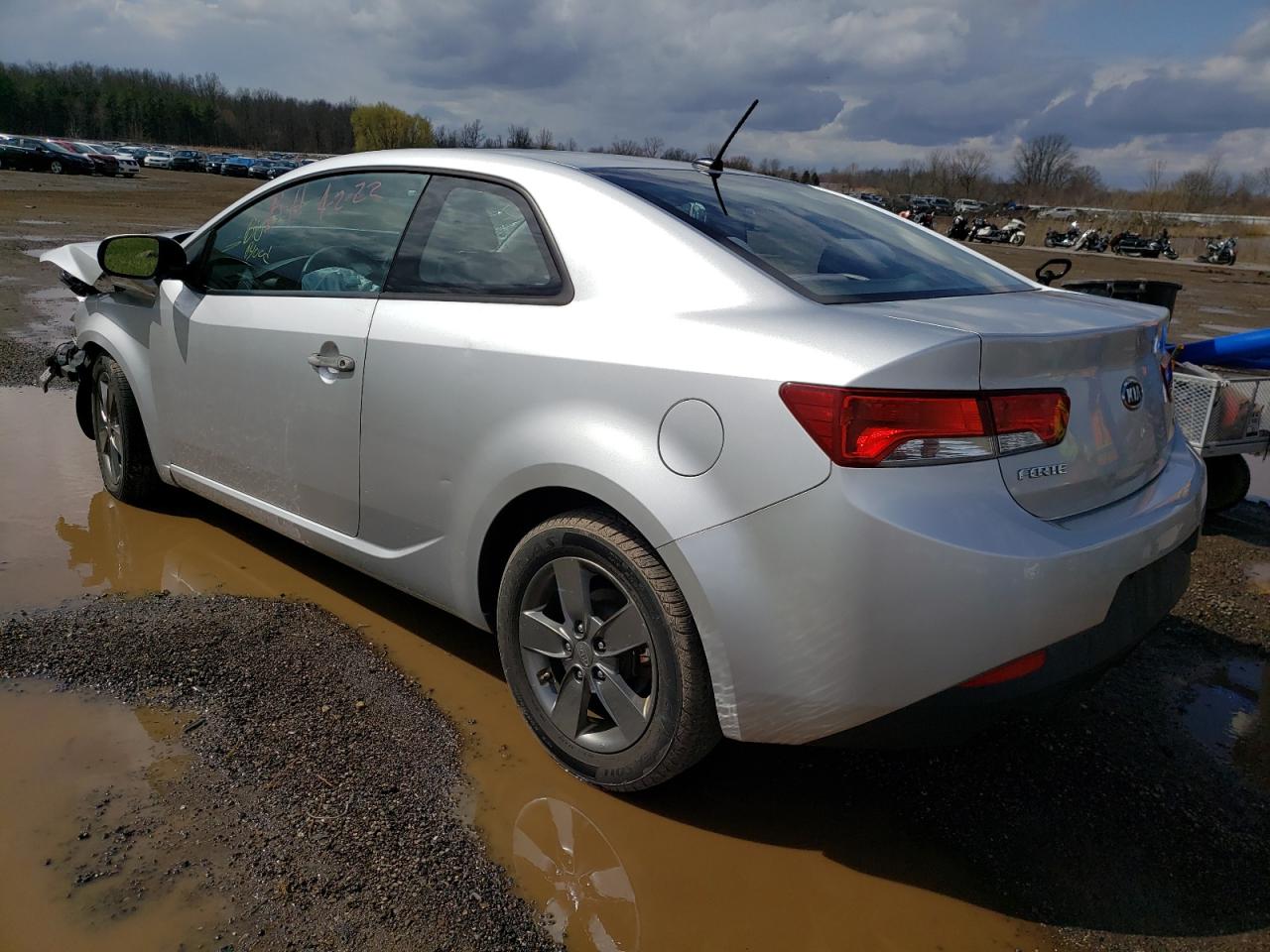 Photo 3 from auction – 2010 KIA FORTE EX with VIN KNAFU6A20A5253001