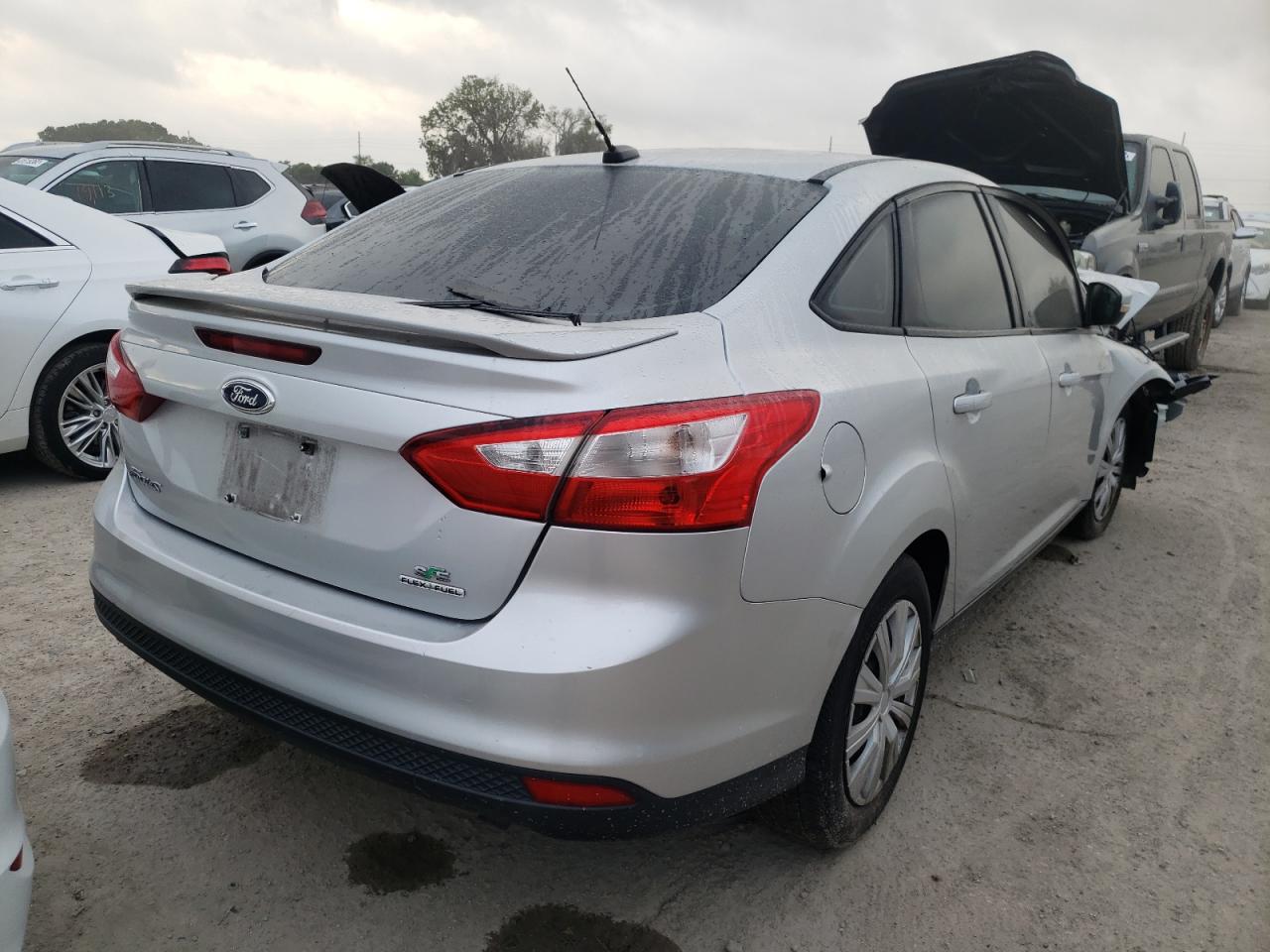 Photo 4 from auction – 2013 FORD FOCUS SE with VIN 1FADP3F26DL321462