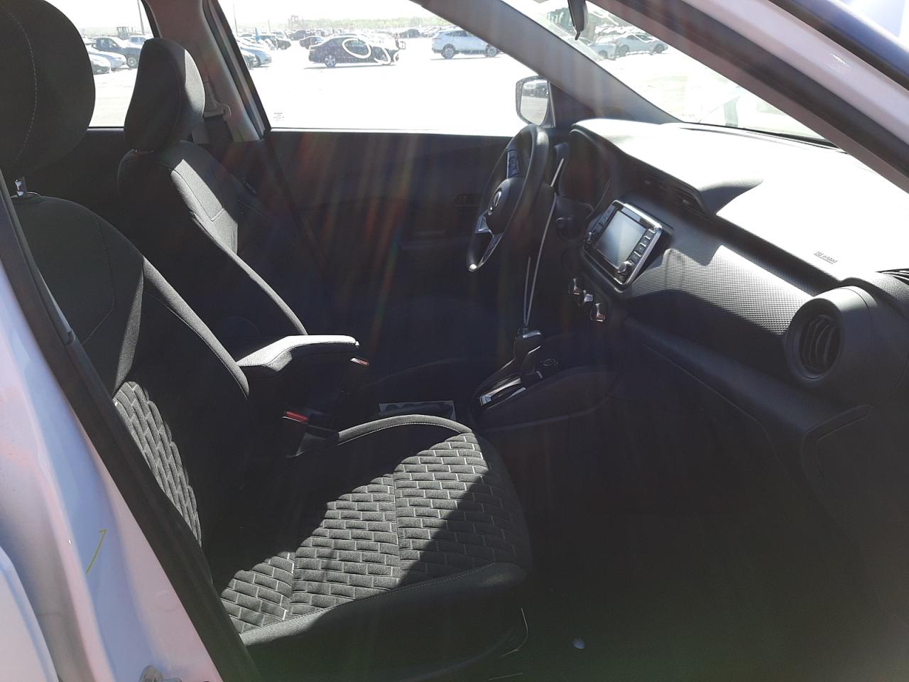 Photo 5 from auction – 2021 NISSAN KICKS S with VIN 3N1CP5BVXML555578