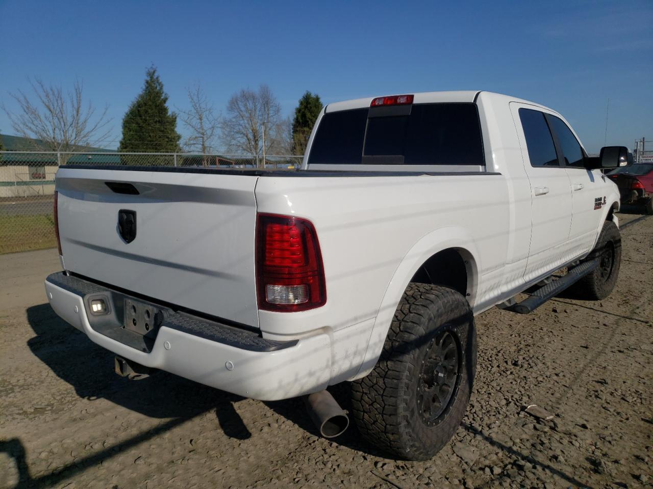 Photo 4 from auction – 2017 RAM 3500 LARAM with VIN 3C63R3ML5HG697544