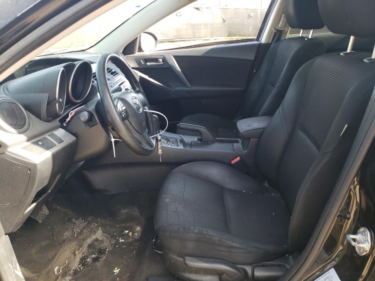 Photo 5 from auction – 2013 MAZDA 3 I with VIN JM1BL1TG5D1761539