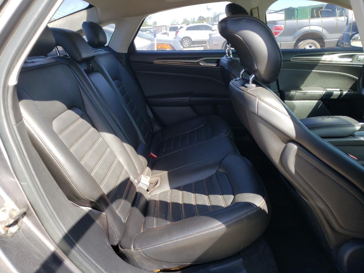 Photo 6 from auction – 2013 FORD FUSION SE with VIN 3FA6P0H94DR305487