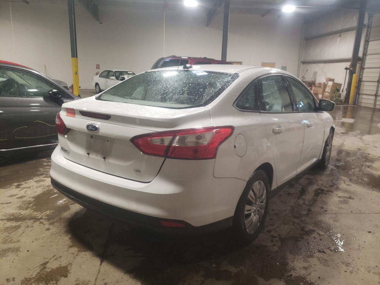 Photo 4 from auction – 2012 FORD FOCUS SE with VIN 1FAHP3F22CL353289